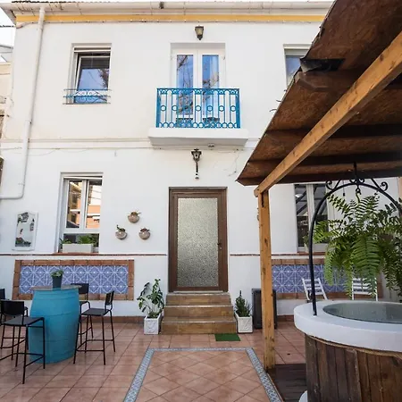 Naim Guest house